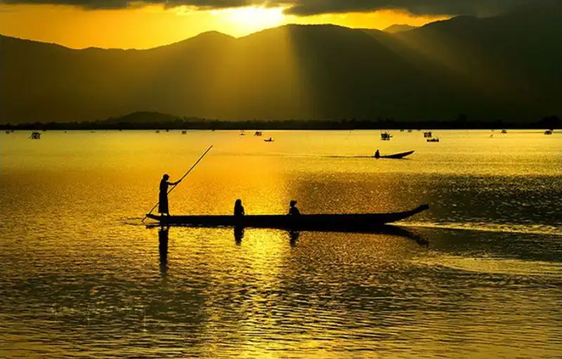 Hồ Lắk Đắk Lắk